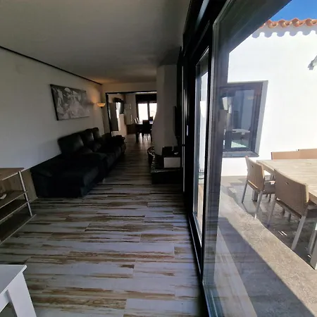 Cala Llarga Nyaraló Roses